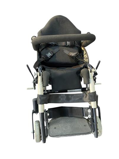 2. EL LEVO ÇOCUK AYAĞA KALDIRMA TEKERLEKLİ SANDALYE 