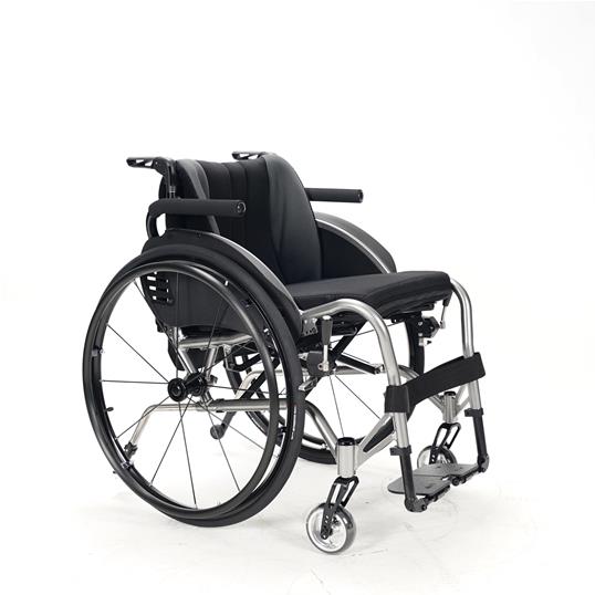 G760 KATLANIR ACTİVE TEKERLEKLİ SANDALYE