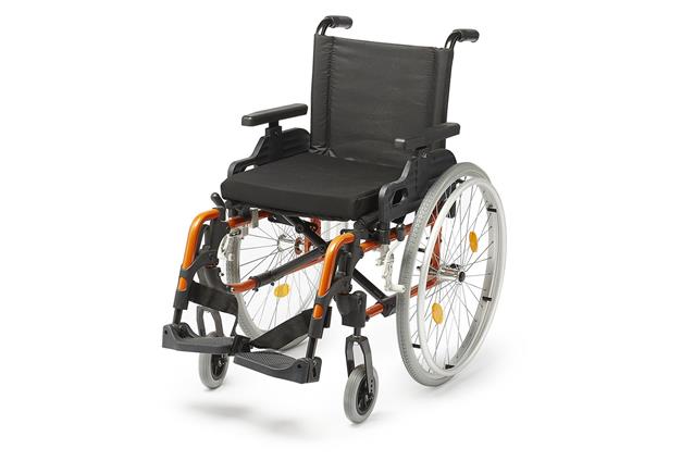 Leo 909 Modüler Özellikli Tekerlekli Sandalye